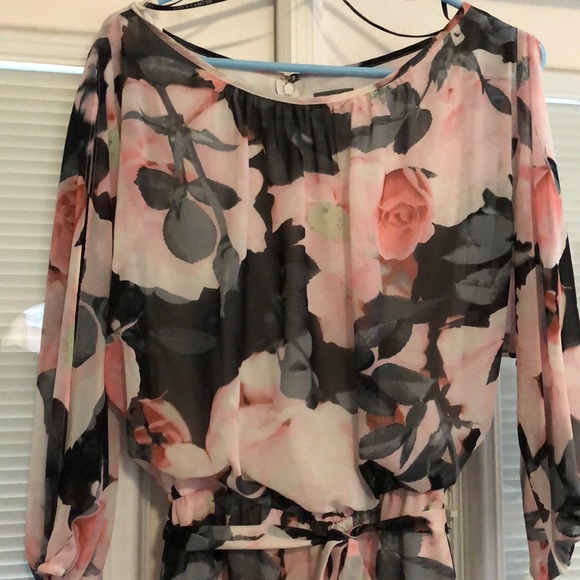 Vince Camuto dress - Picture 2 of 6